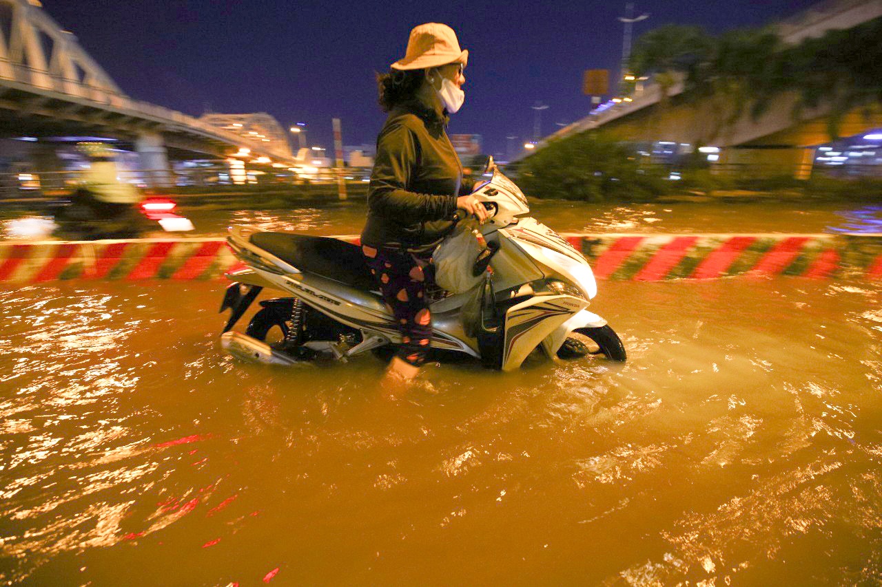 trieu cuong Sai Gon anh 1