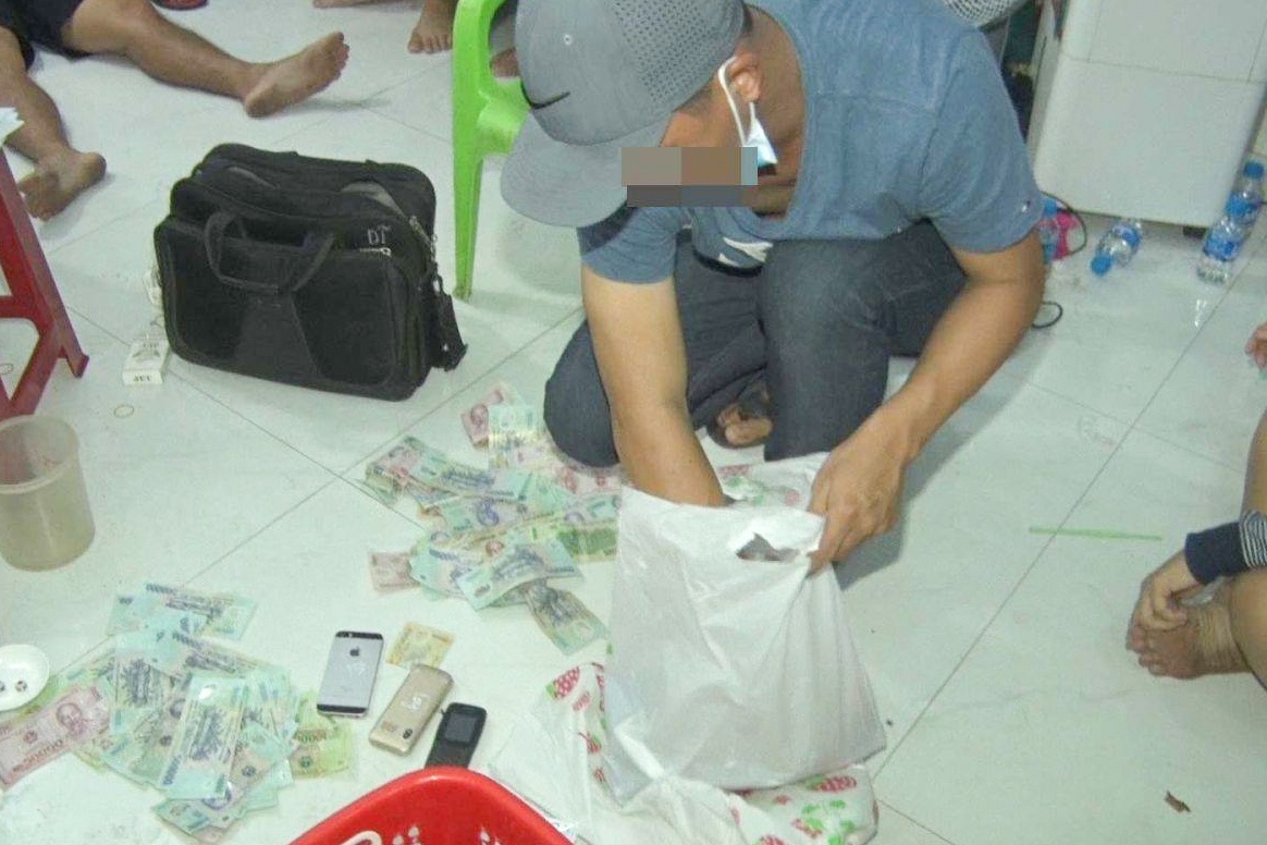 Triet pha song bac giua cong vien hinh anh