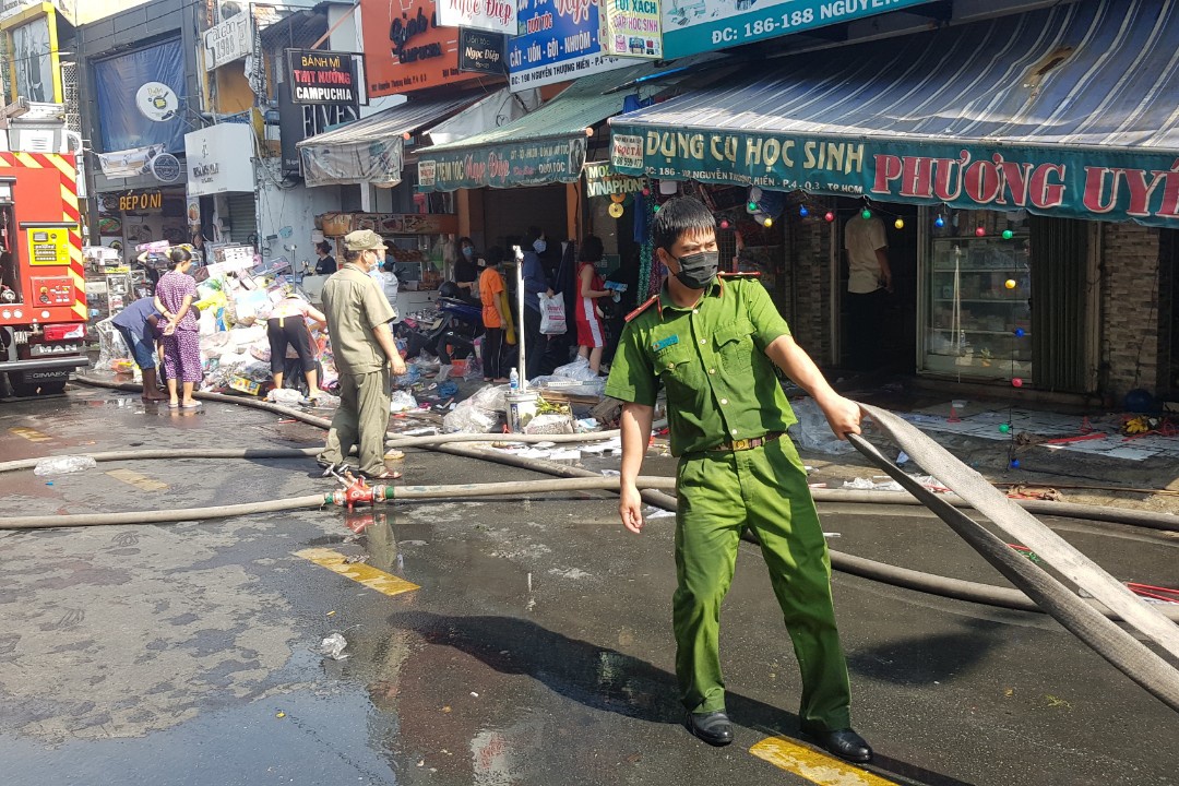 chay nha Nguyen Thuong Hien anh 4