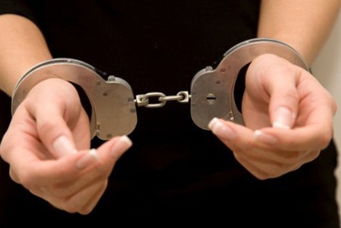 Bat nghi pham lua chay an hinh anh