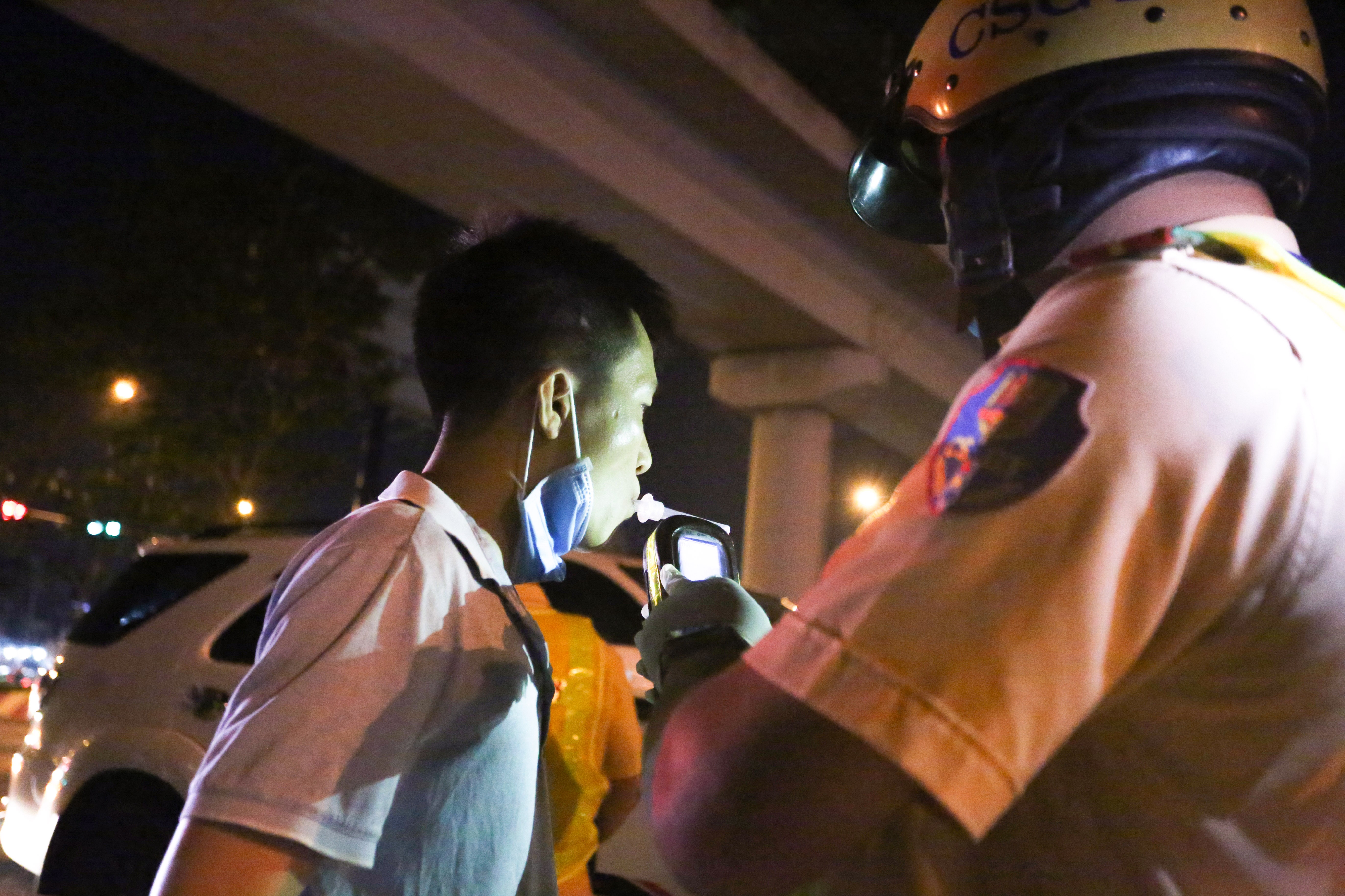 kiem tra nong do con anh 7