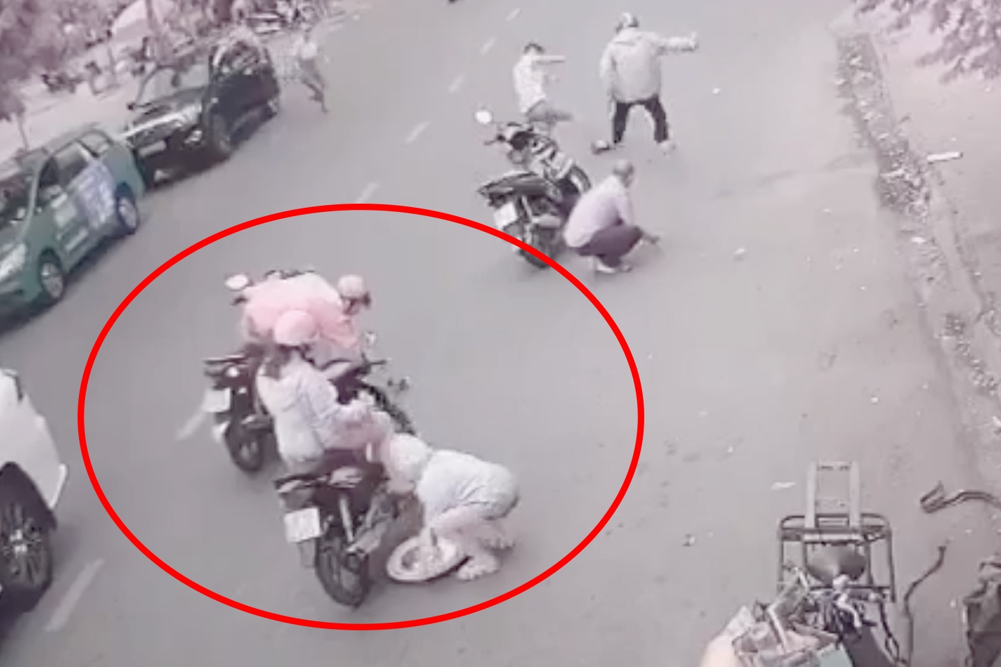 Co gai danh roi coc tien da nhan lai 19 trieu hinh anh