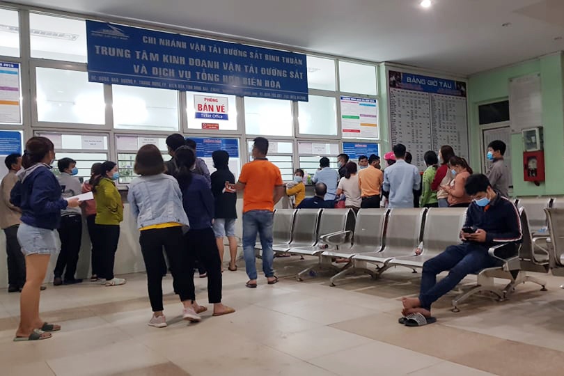 tra ve tau tet anh 1