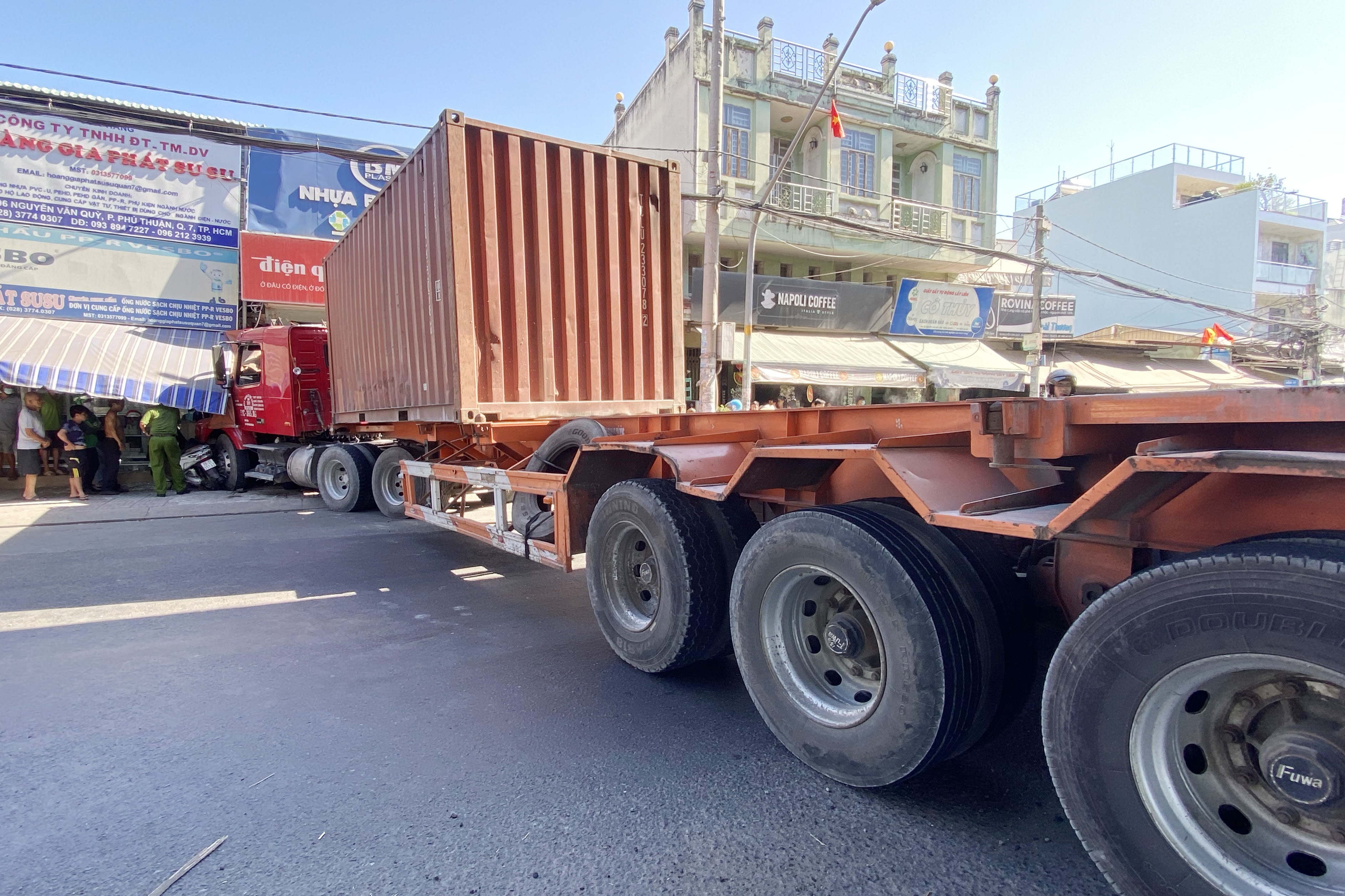 container tong sap nha anh 3