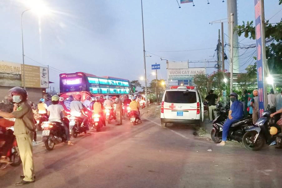 nhay cau tu tu anh 1