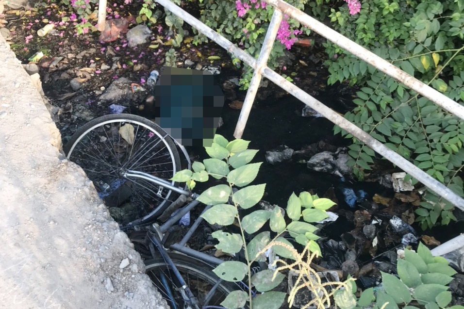 chet duoi kenh anh 1