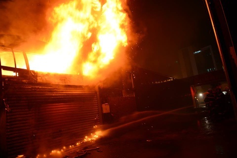 Chay bai giu xe tang vat o TP Thu Duc hinh anh