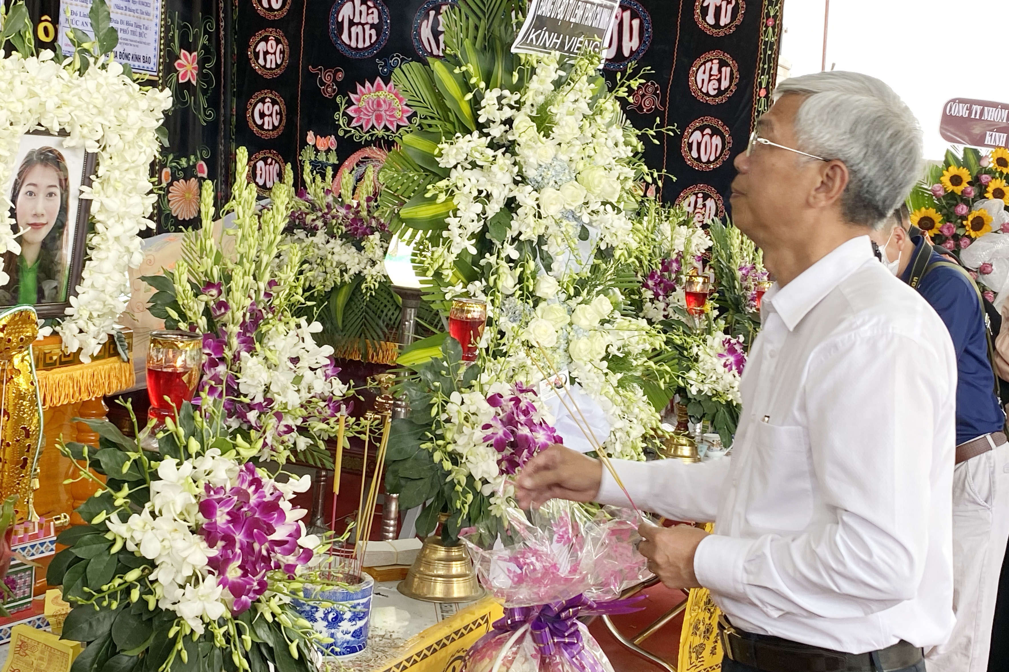 chay nha 6 nguoi chet anh 2