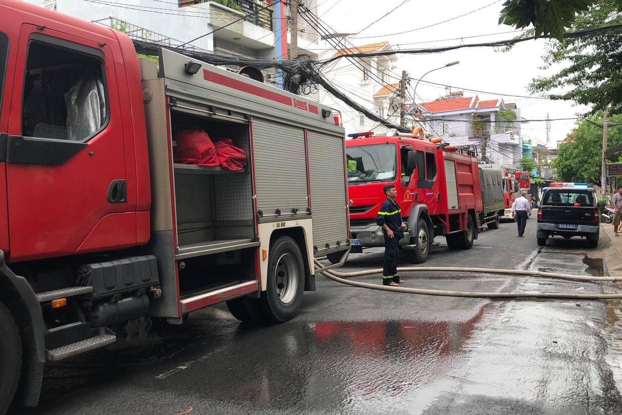 Hoa hoan thieu rui can nha o TP.HCM hinh anh