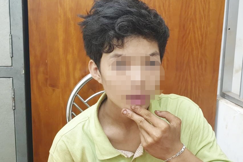 Tam giu ga trai danh nu sinh den bat tinh hinh anh