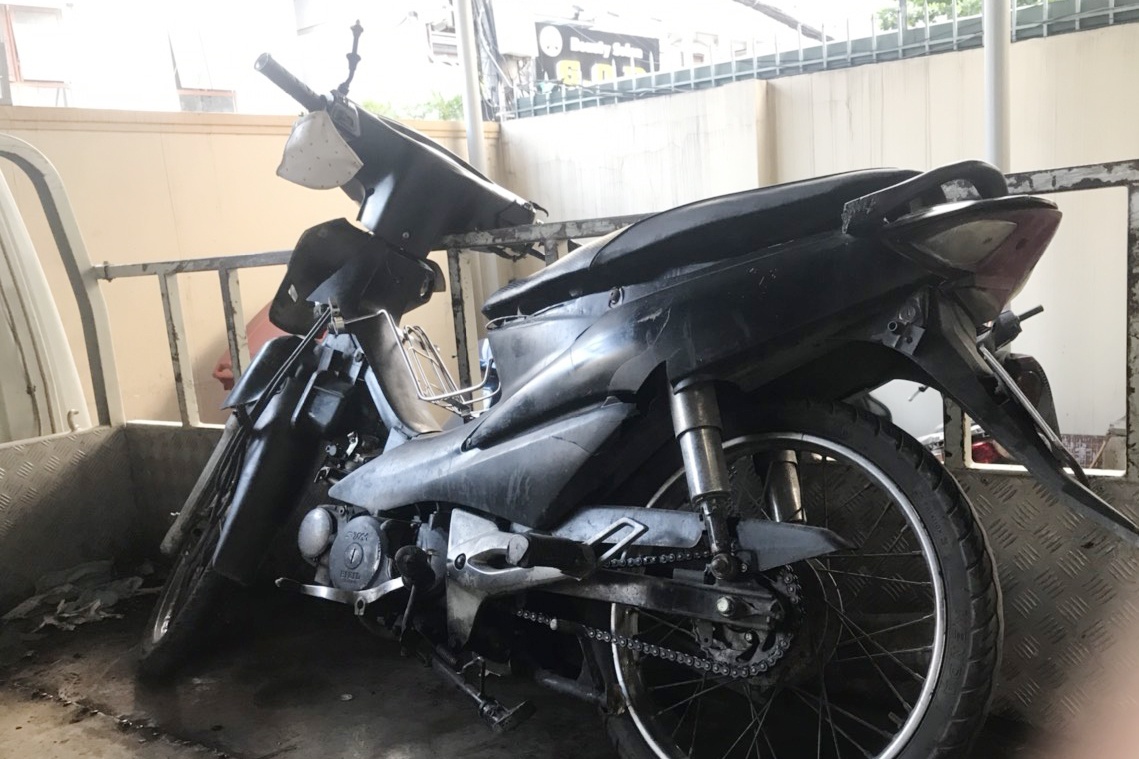 Tim than nhan nguoi dan ong bi tai nan o TP.HCM hinh anh