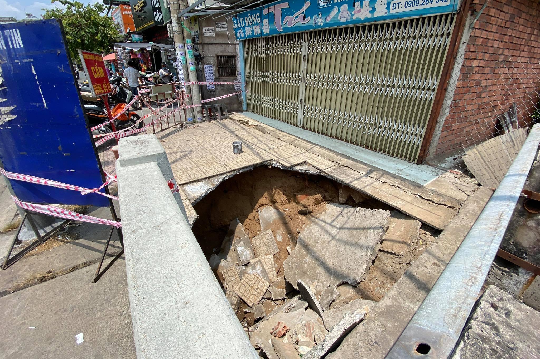 ho tu than duong Kha Van Can anh 1