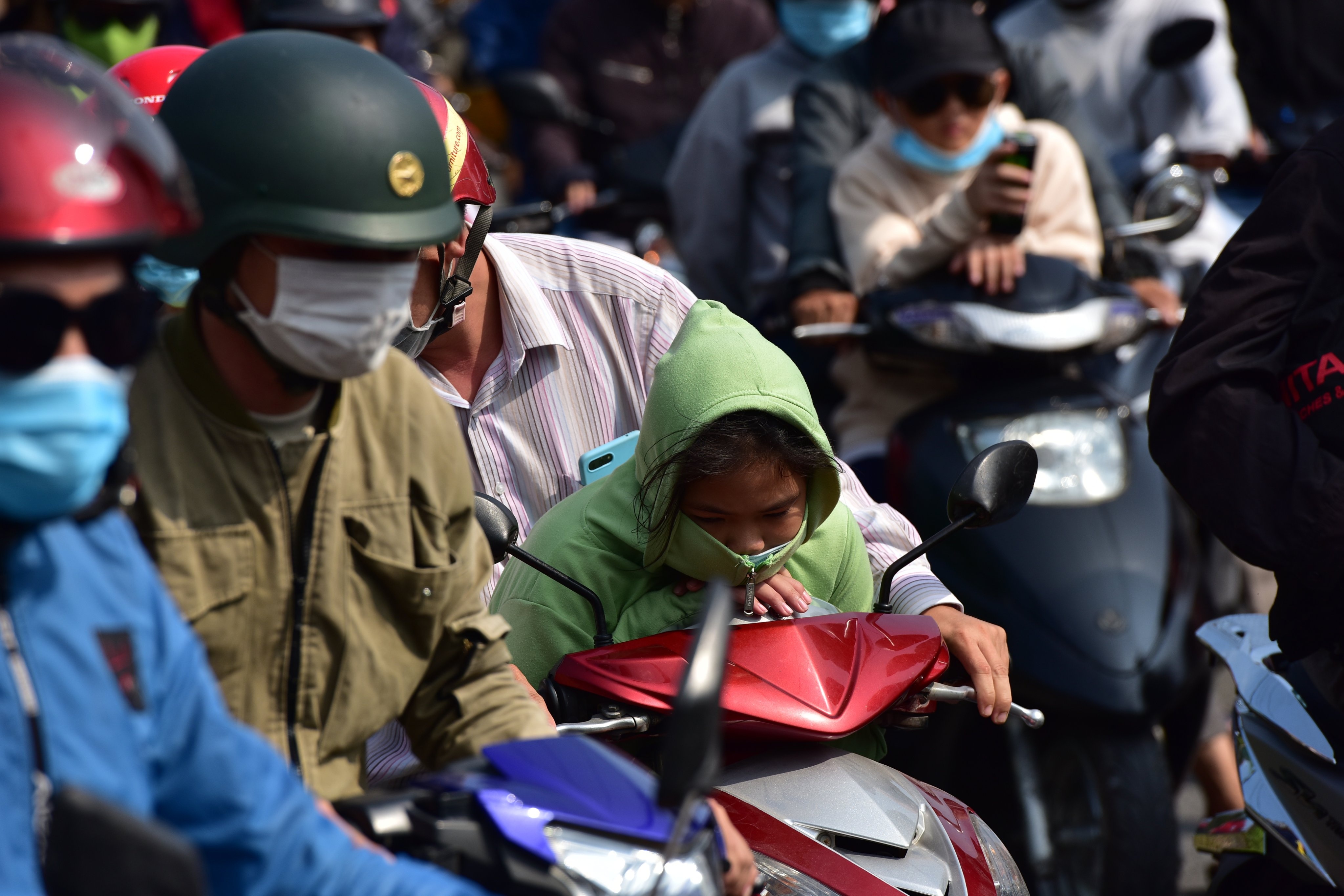 ket xe pha Cat Lai anh 2