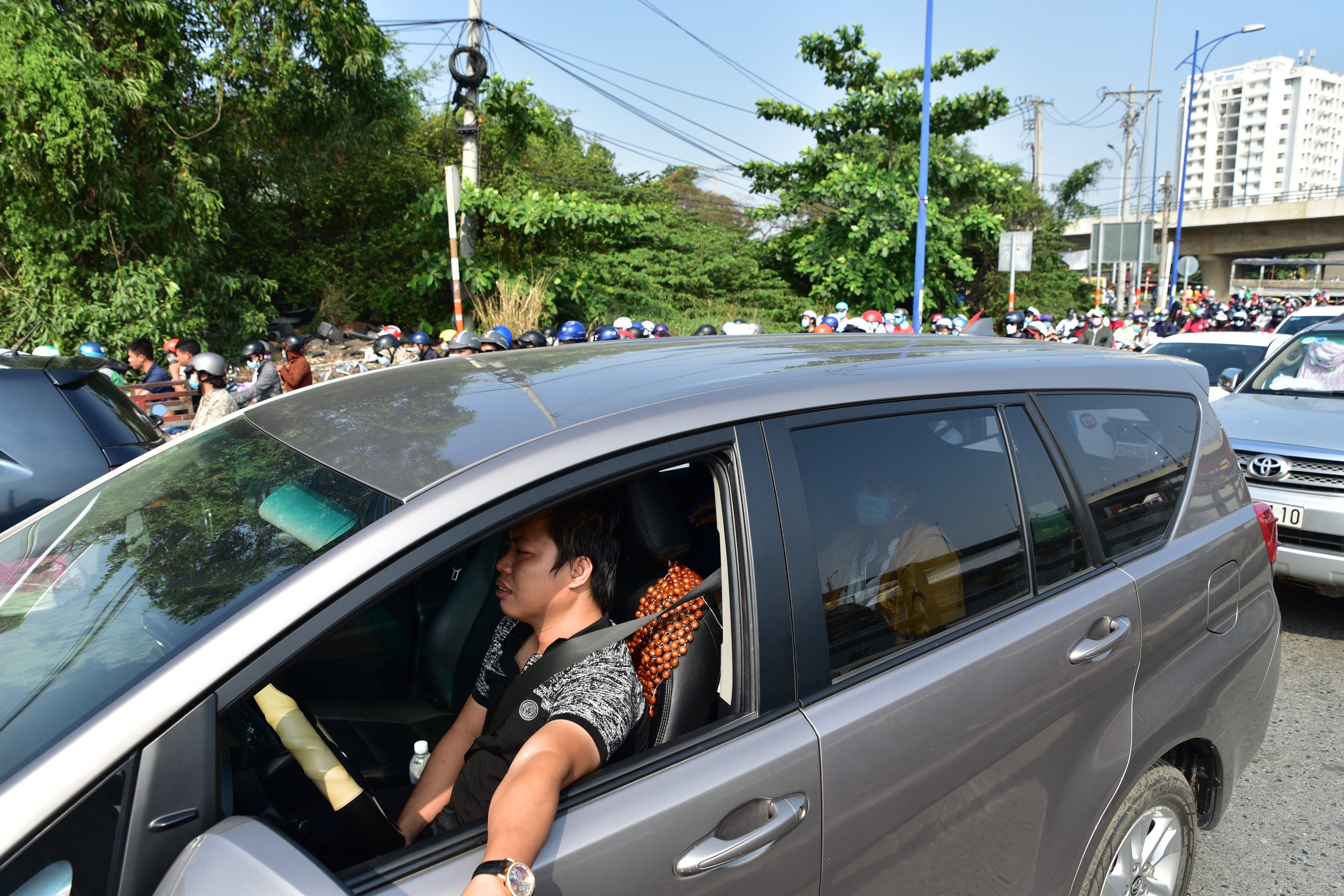 ket xe pha Cat Lai anh 4