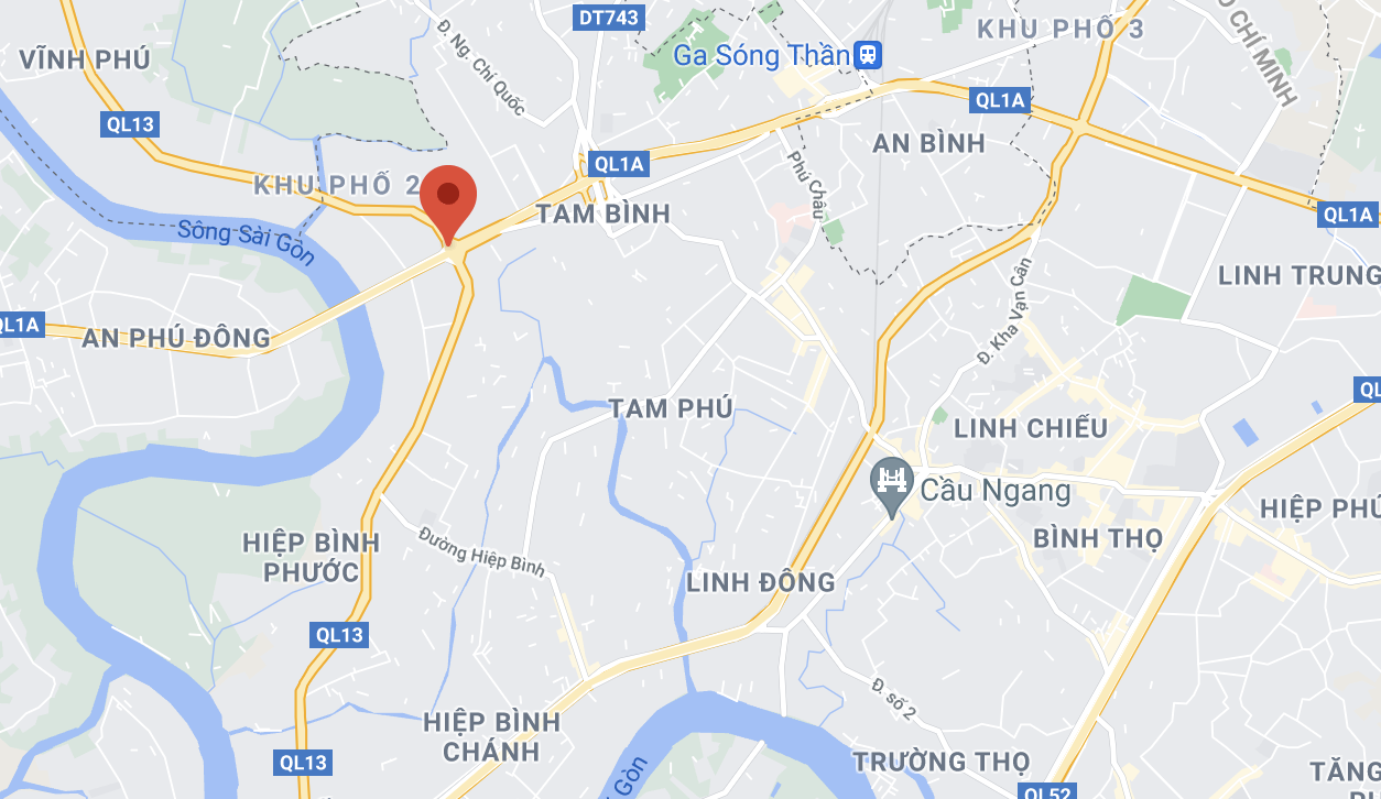 xe container lat anh 2