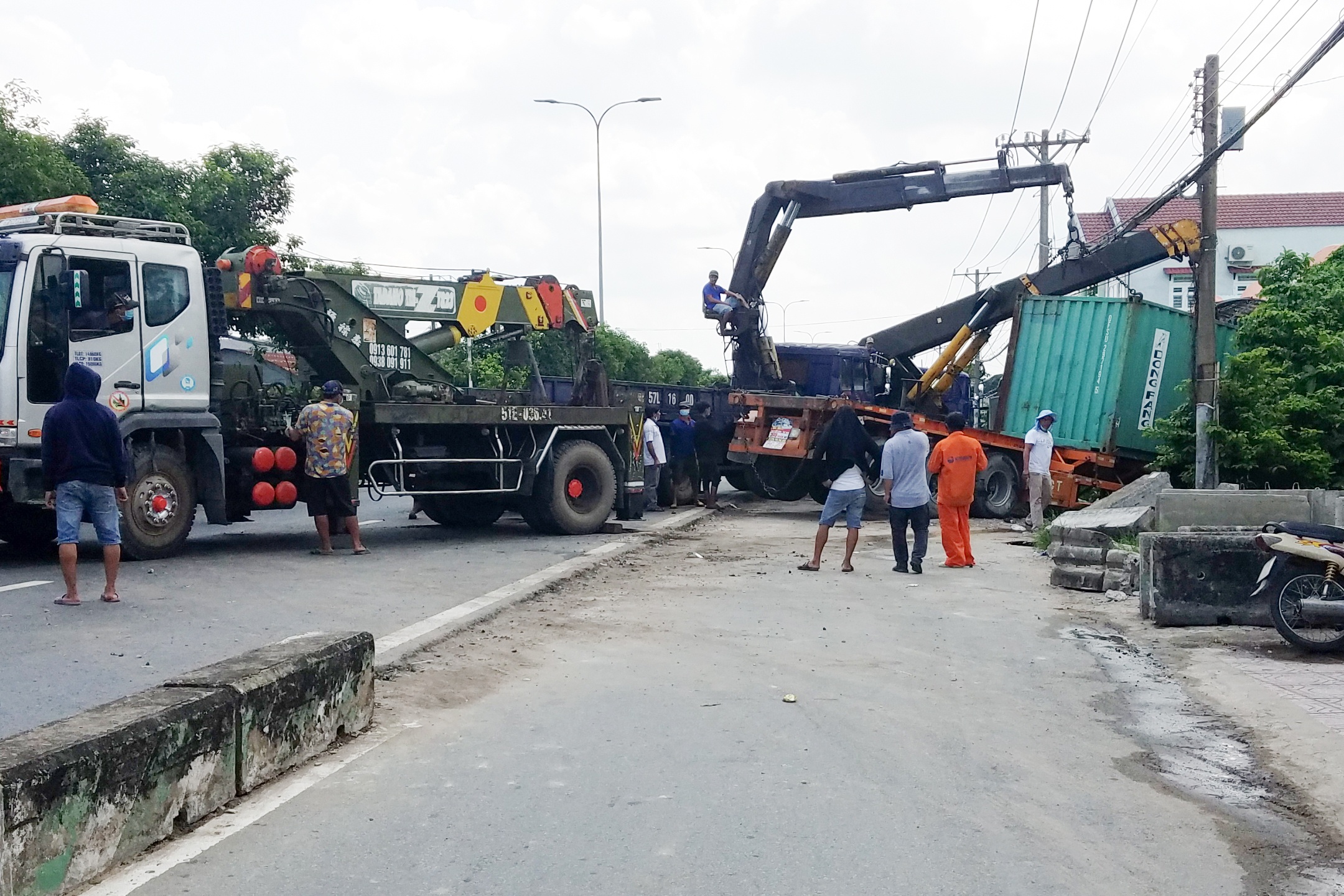 tai nan quoc lo 22 anh 1