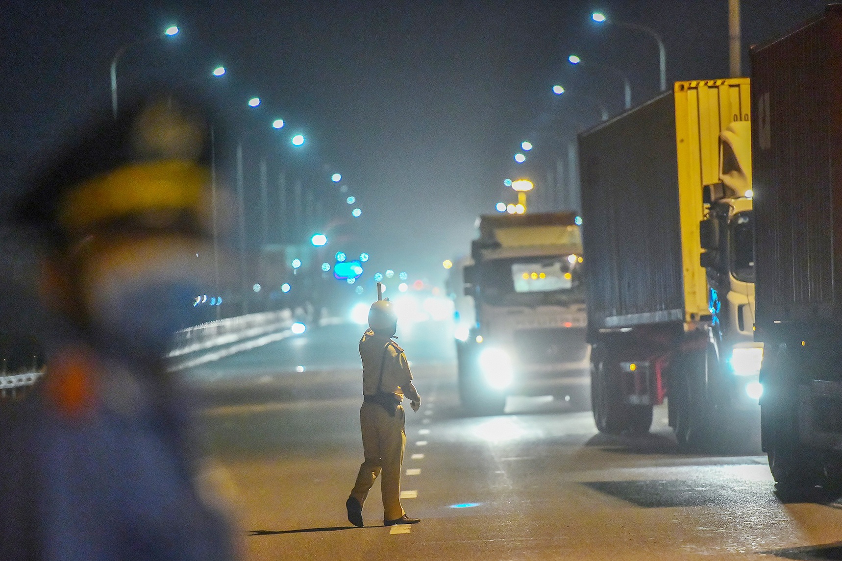 Dong Nai yeu cau tai xe ra vao tinh phai co dien thoai thong minh hinh anh