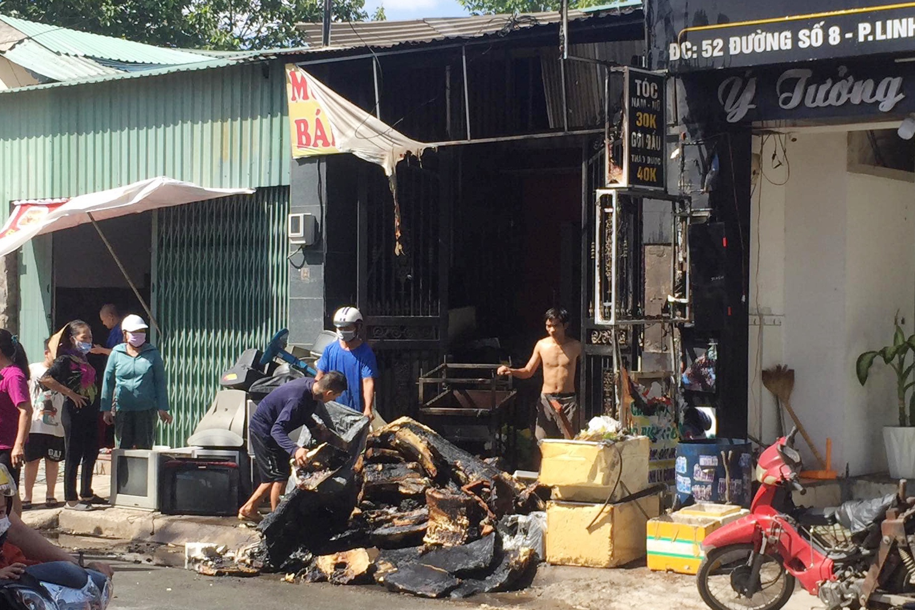 Co so thu mua phe lieu bi thieu rui o TP Thu Duc hinh anh