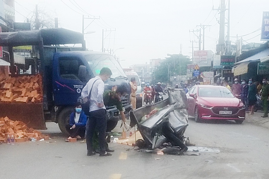 Tai nan lien hoan o TP.HCM, mot nguoi thiet mang hinh anh