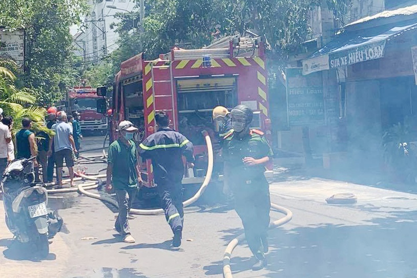 Hoa hoan thieu rui 3 can nha o TP Thu Duc hinh anh