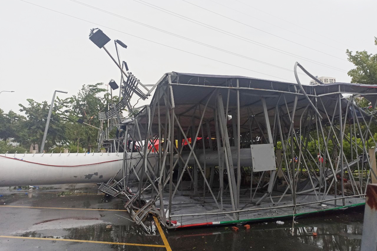 Bien quang cao hon 50 m2 do xuong duong o TP Thu Duc hinh anh