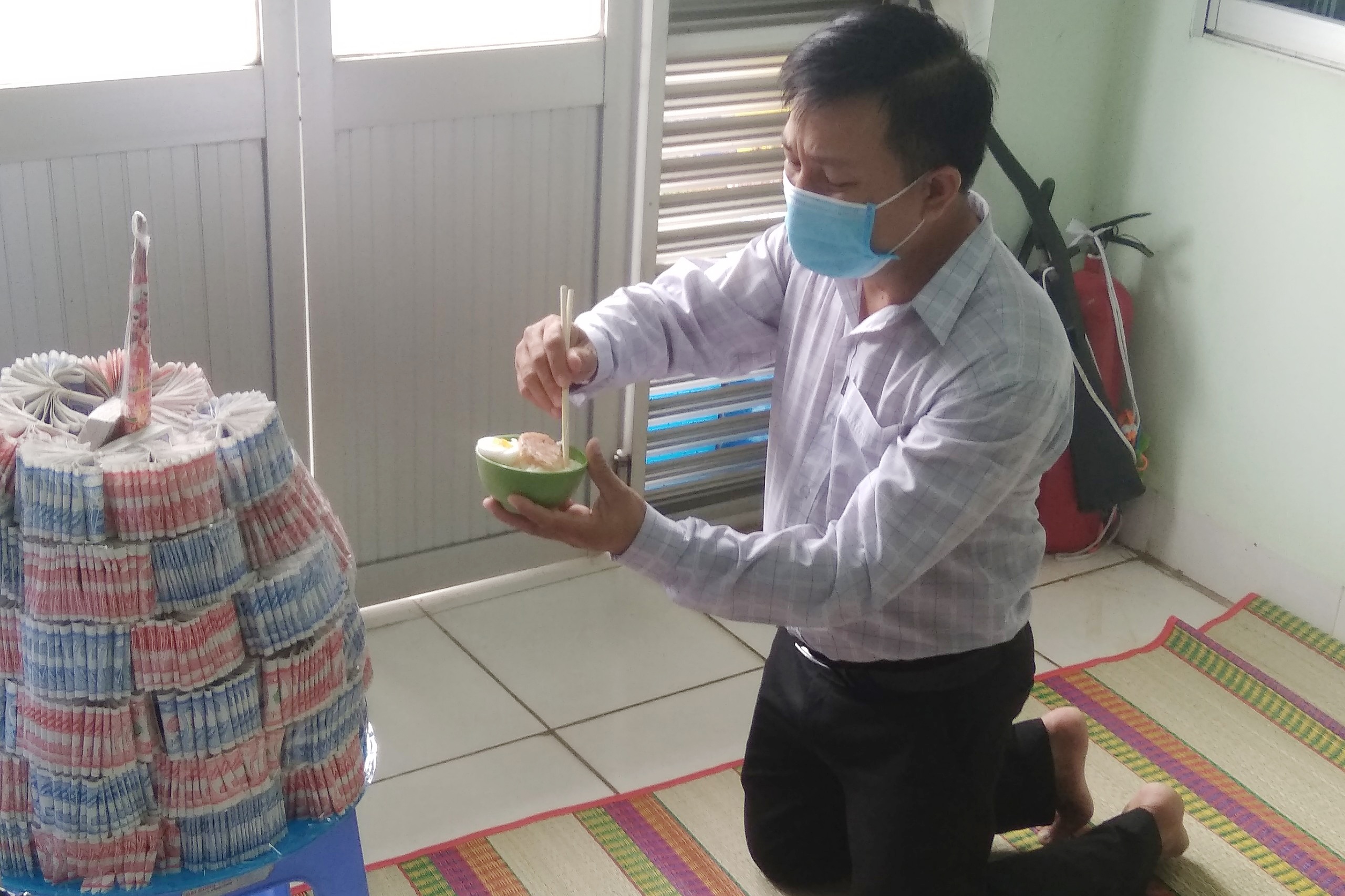 Bac si chiu tang cha tai benh vien da chien hinh anh