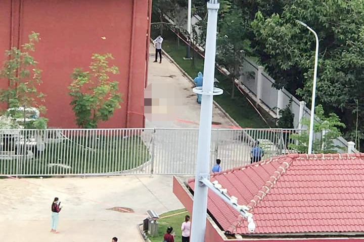 Nu cong nhan roi tu tang 5 ky tuc xa anh 1