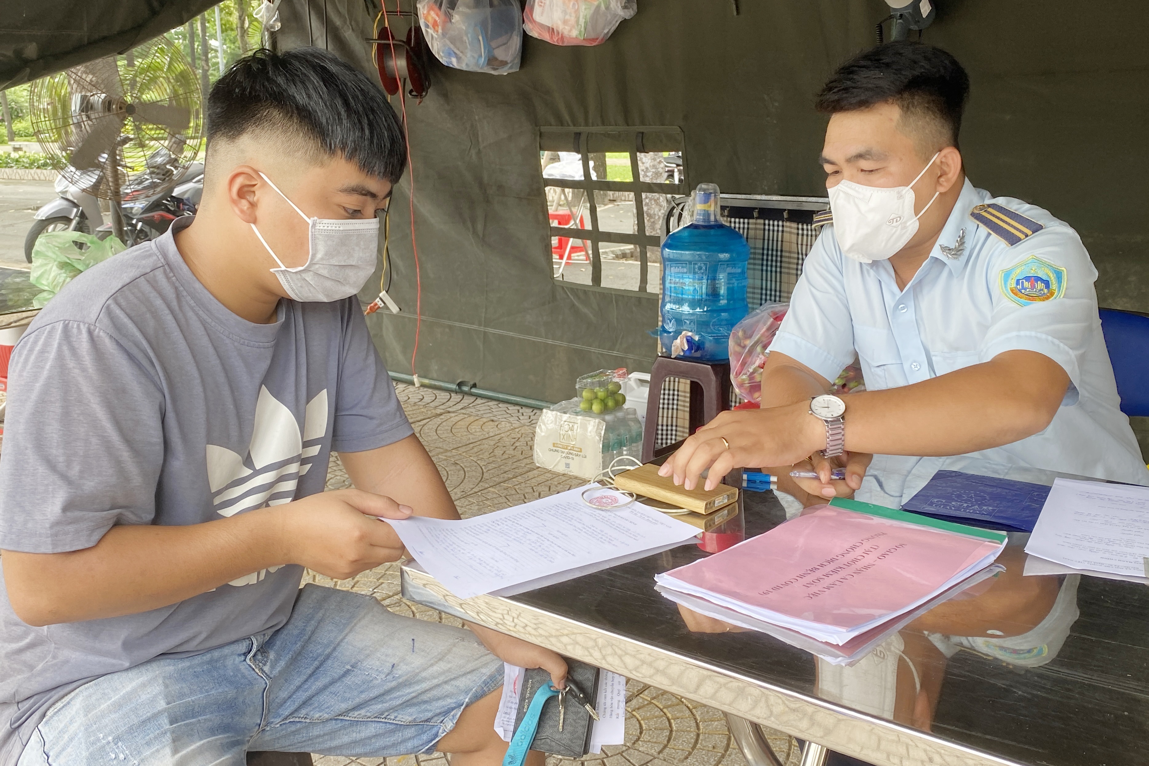 phat ra ngoai khong can thiet anh 1