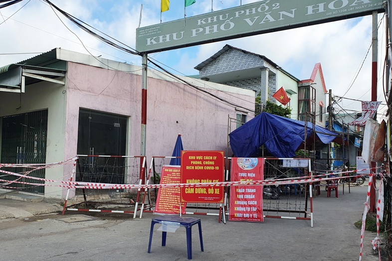 Dong Nai phong toa 2 khu dan cu co hon 1.600 phong tro hinh anh