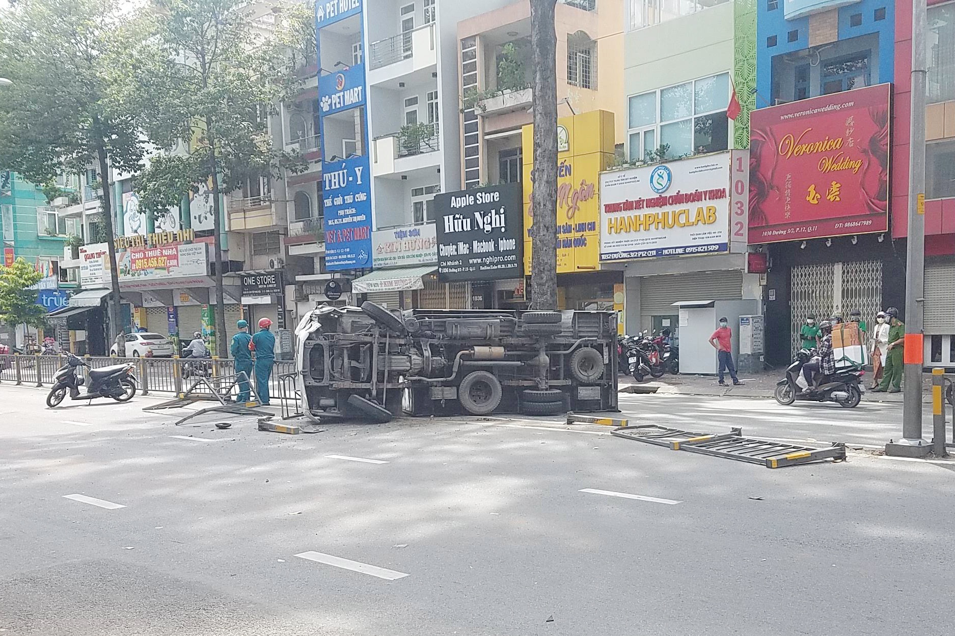 xe lat duong 3 Thang 2 anh 1