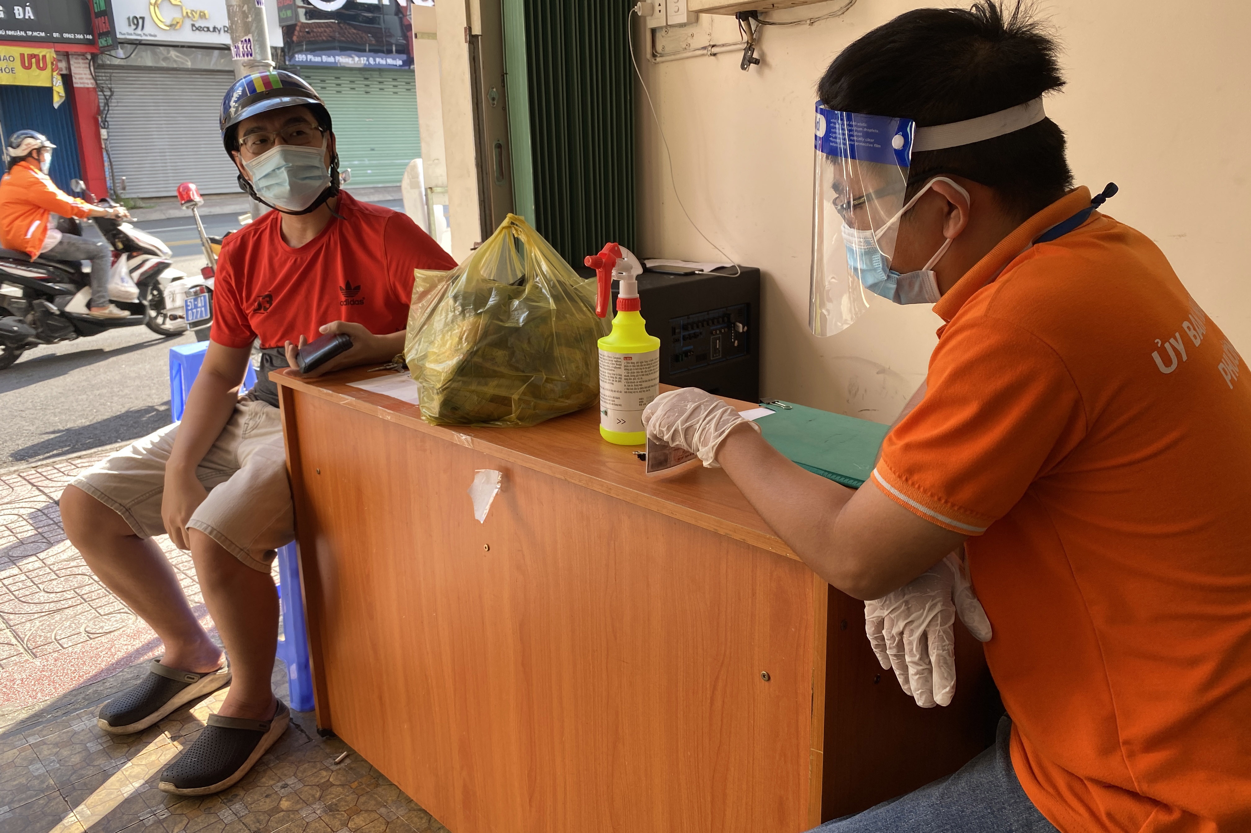 phat ra ngoai khong can thiet anh 1