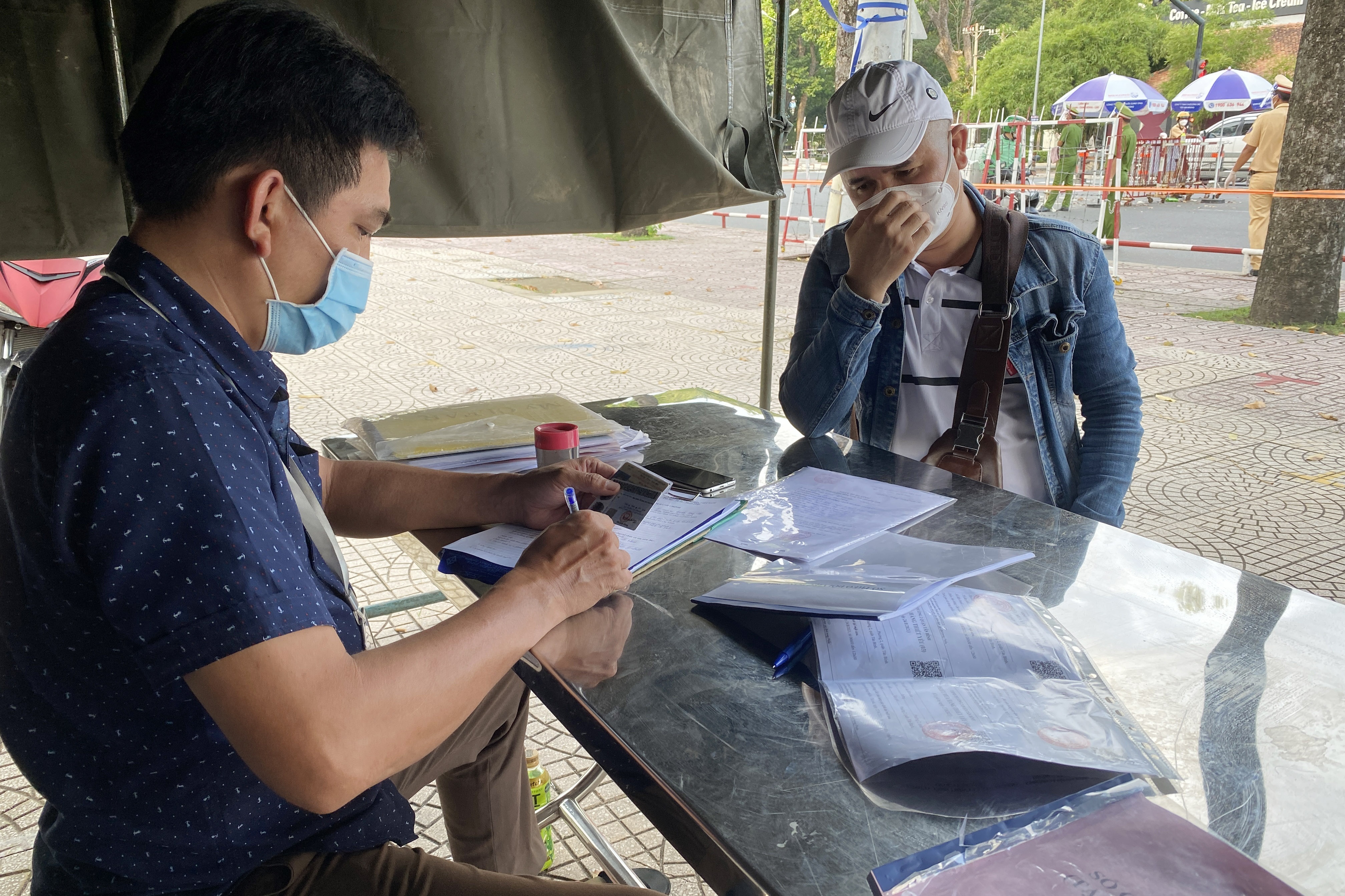 phat ra ngoai khong can thiet anh 2