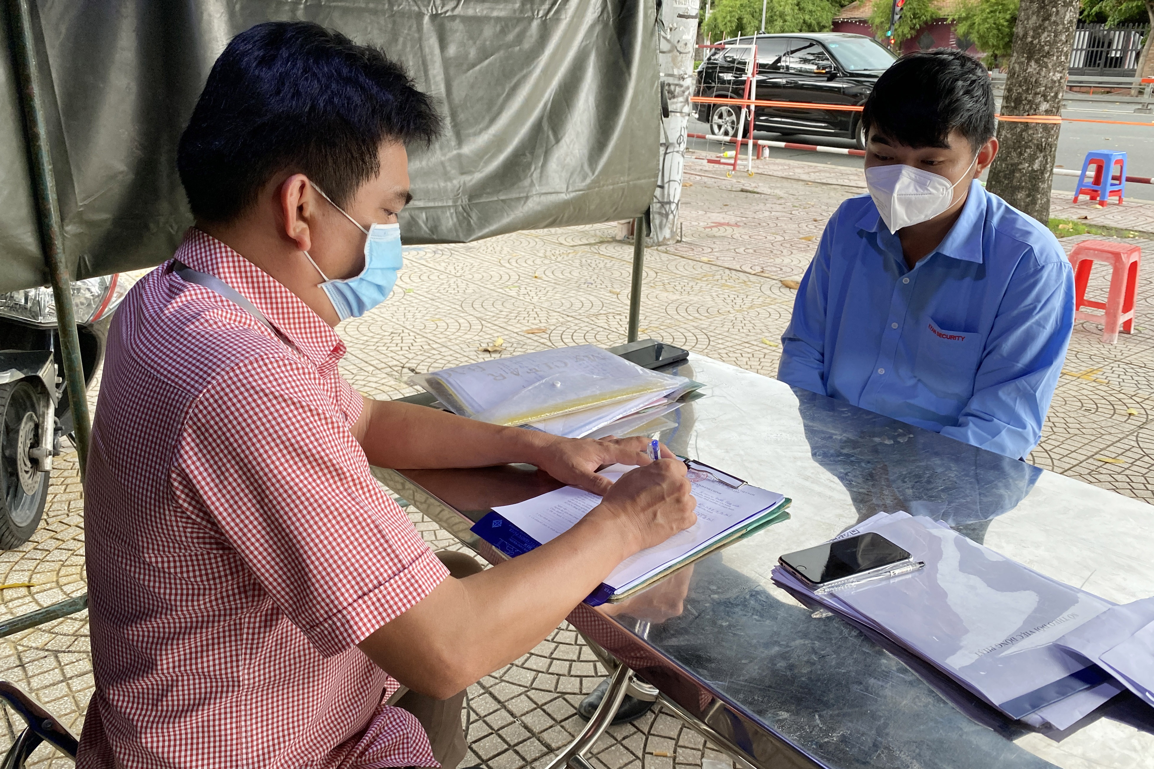 phat ra ngoai khong can thiet anh 2