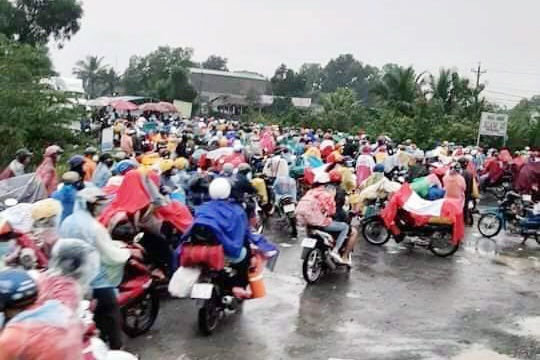 ve que tu phat anh 1