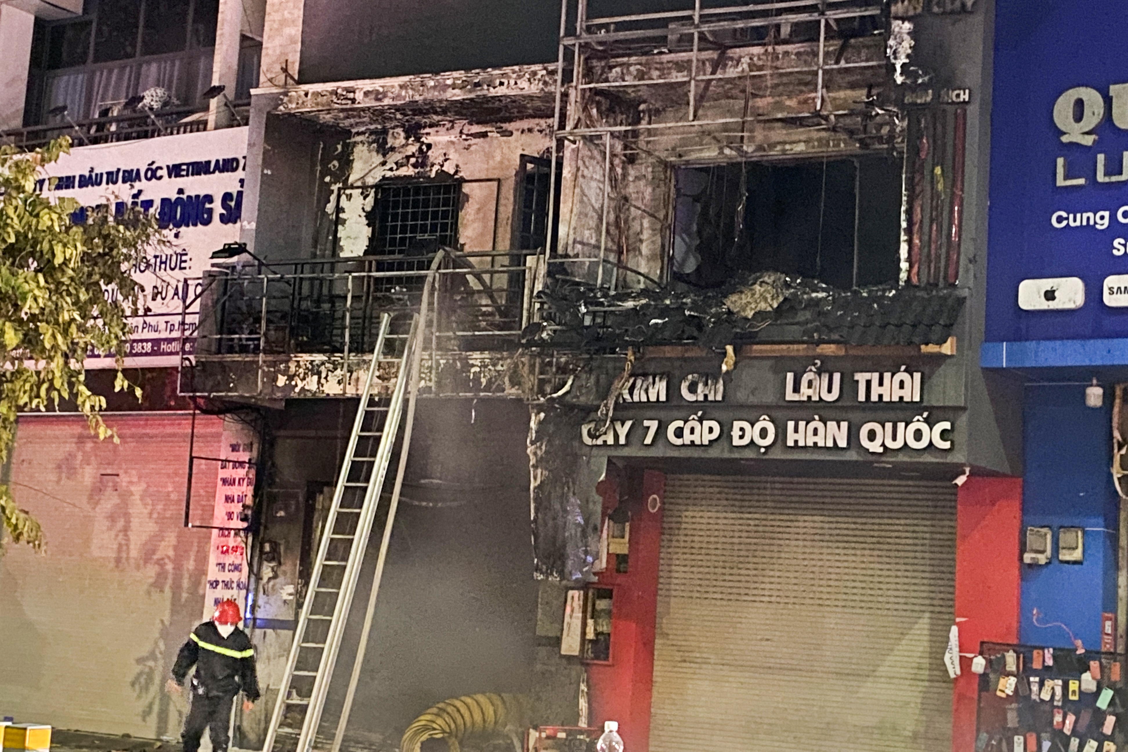 chay nha o quan Tan Phu anh 2