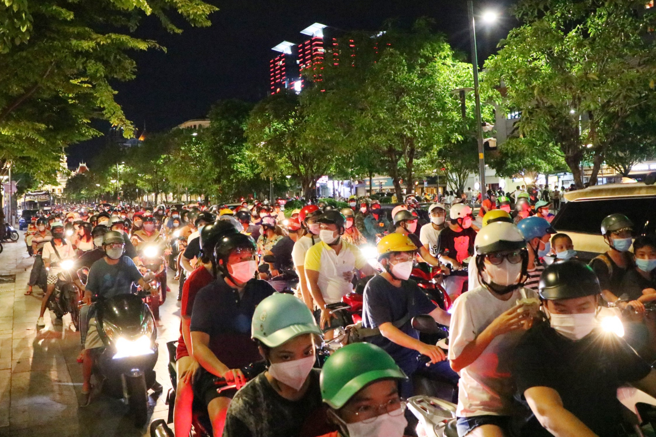 vi phạm phòng dịch ở TP.HCM ảnh 1 vi pham phong dich o TP.HCM anh 1