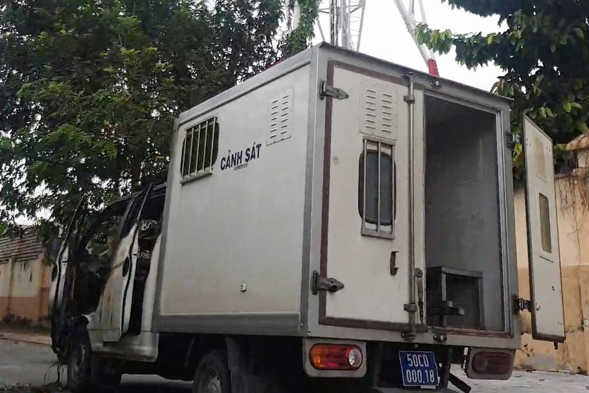 chay xe cho pham nhan anh 1