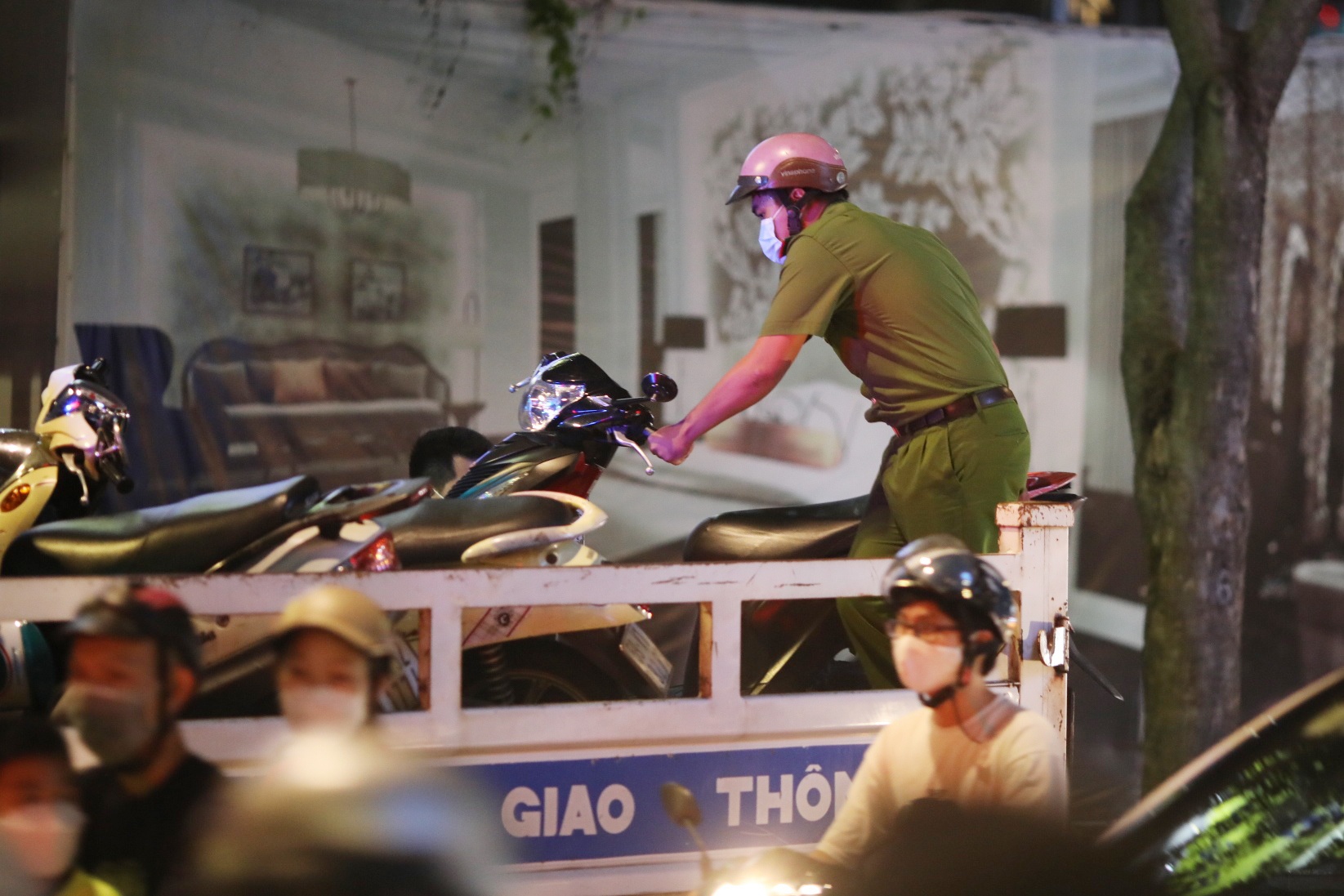 CSGT quan 1 xu phat anh 7