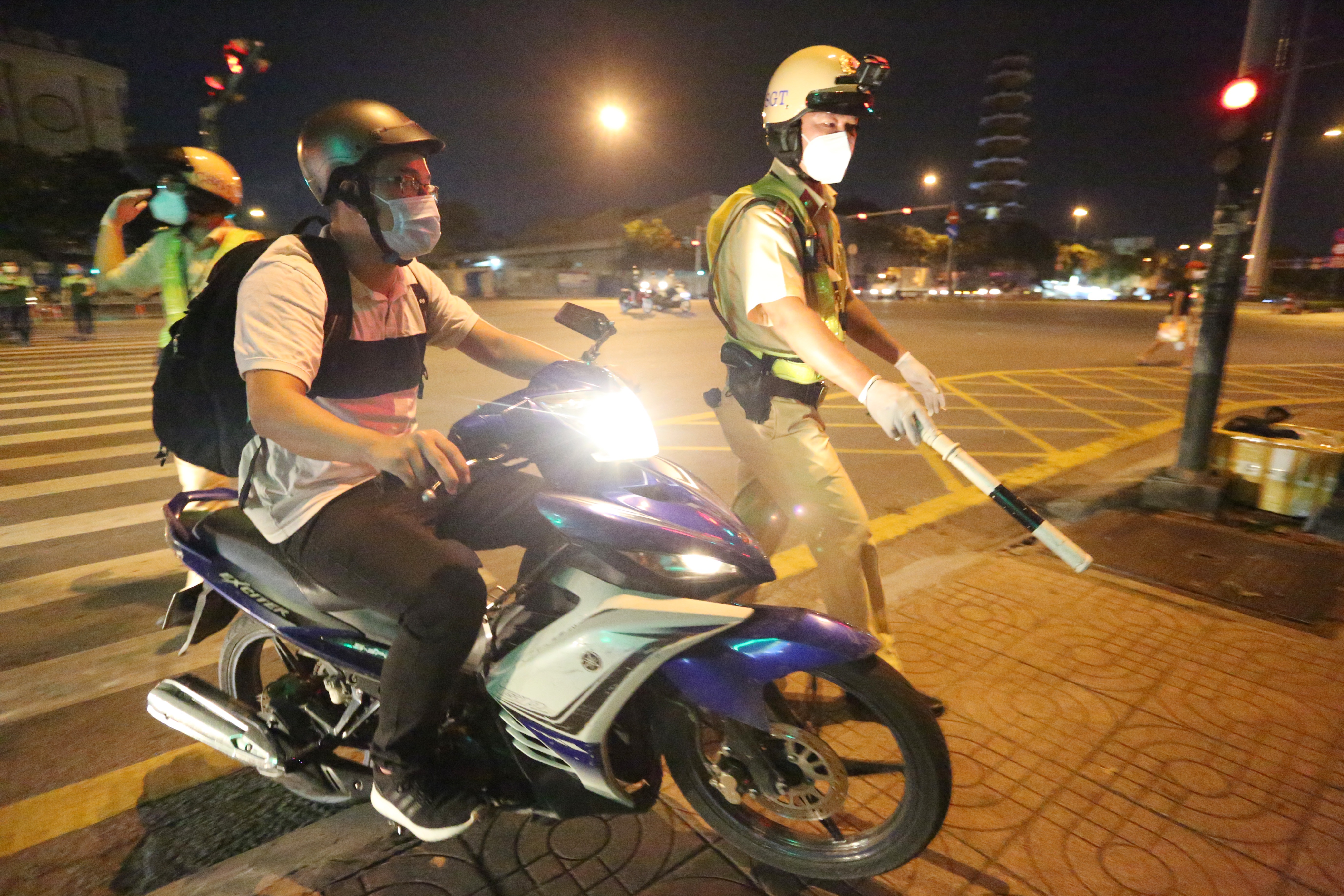 CSGT do nong do con anh 5