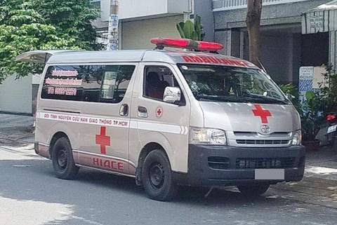 Chu tich phuong tu vong trong tu the treo co hinh anh