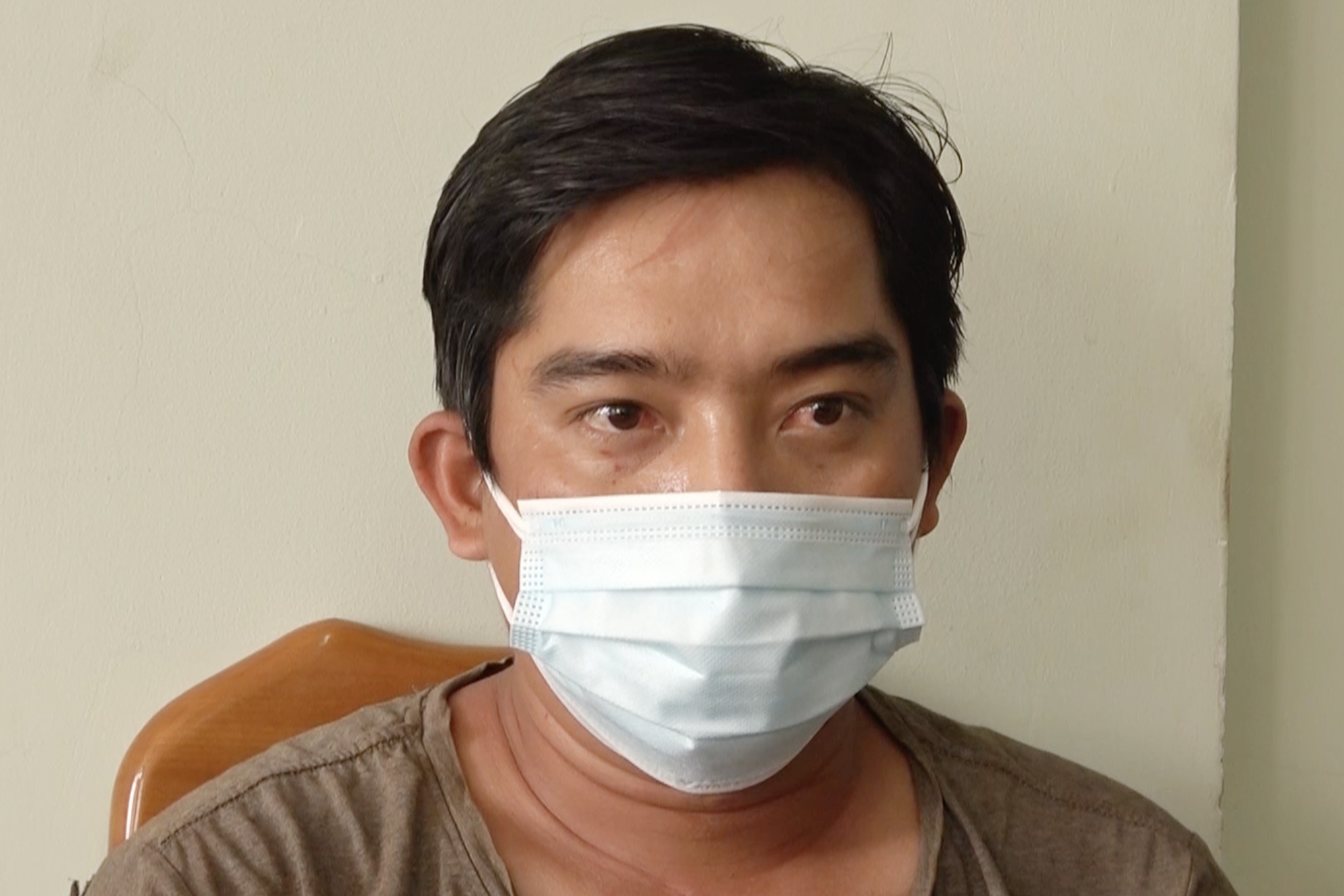 Nam thanh nien sat hai nu chu quan ca phe, cuop tai san hinh anh