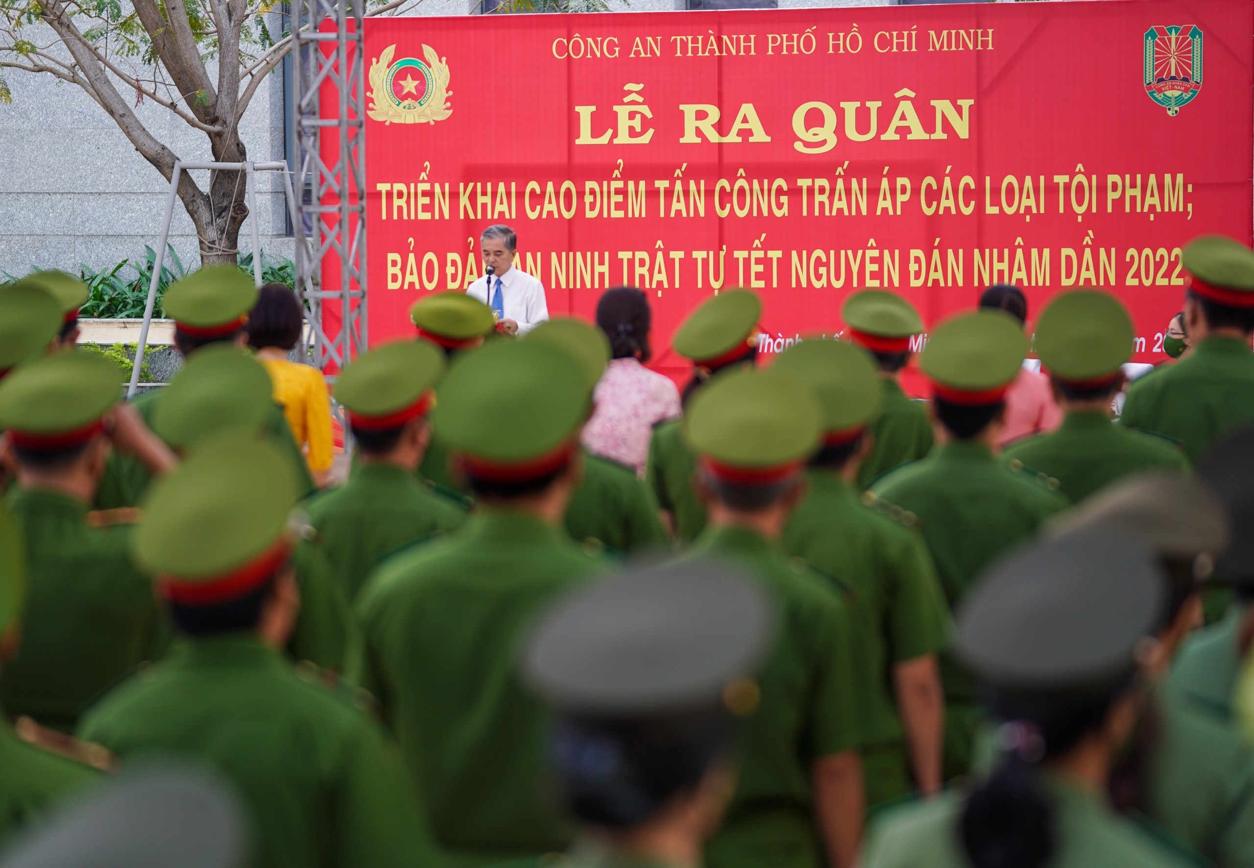 tran ap toi pham dip tet anh 1