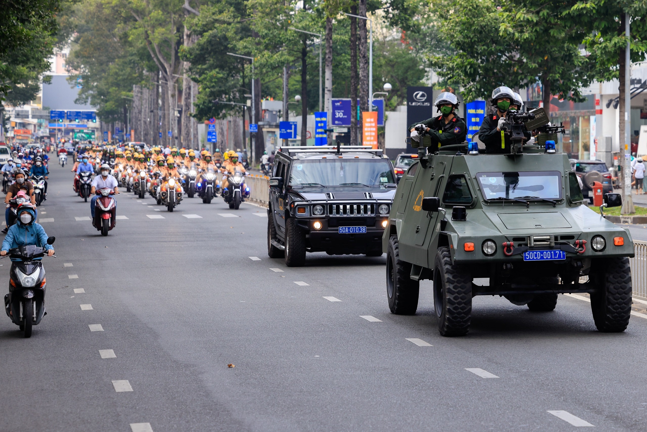 tran ap toi pham dip tet anh 2