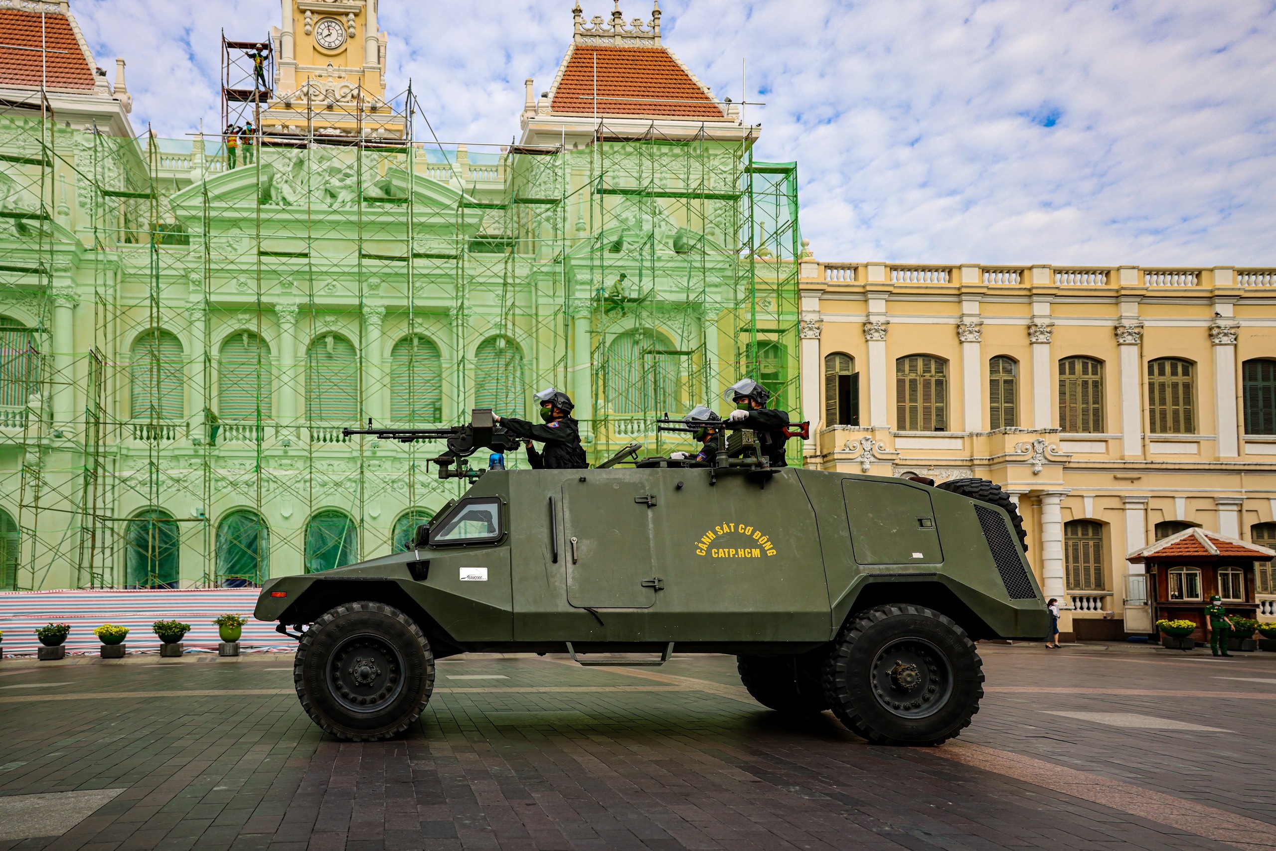 tran ap toi pham dip tet anh 3