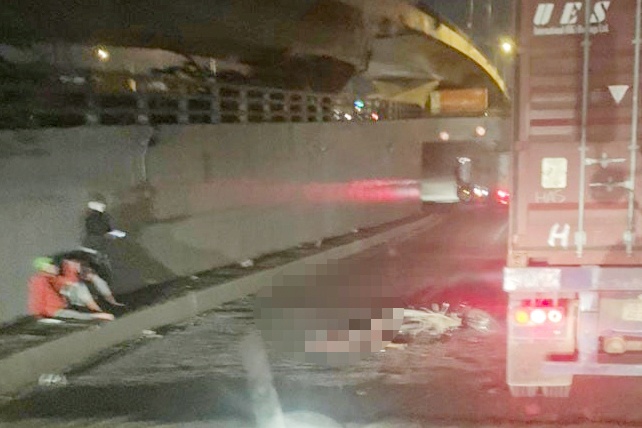 Xe container can chet nguoi trong ham chui o TP.HCM hinh anh