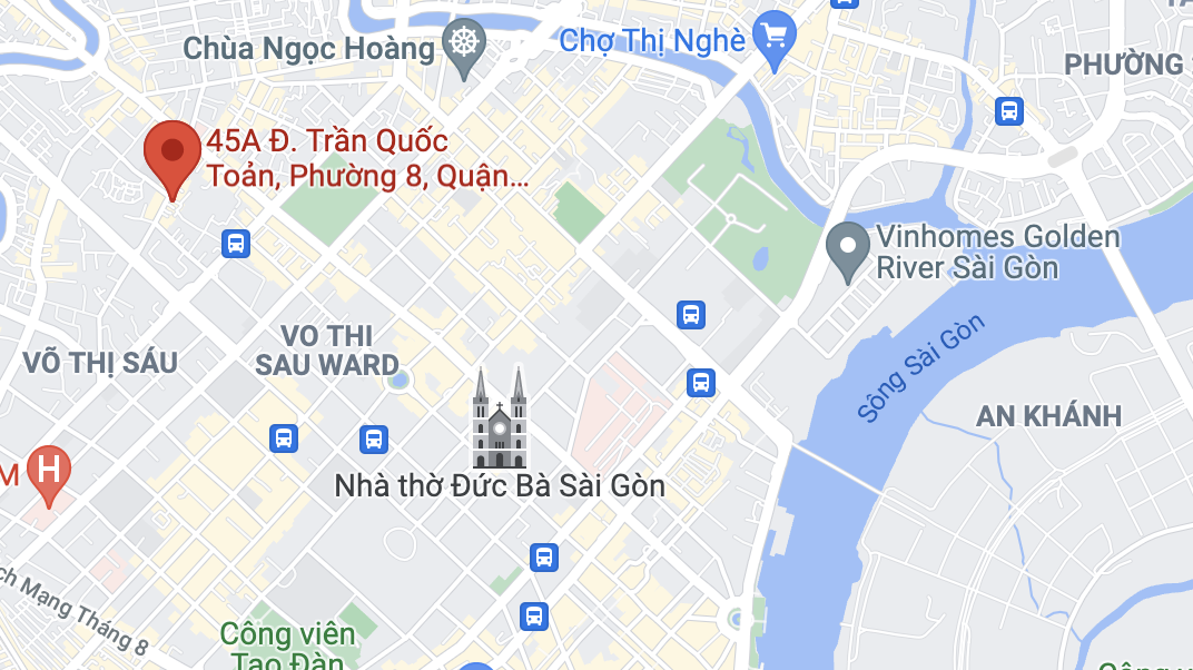 oto tong vao nha dan anh 2