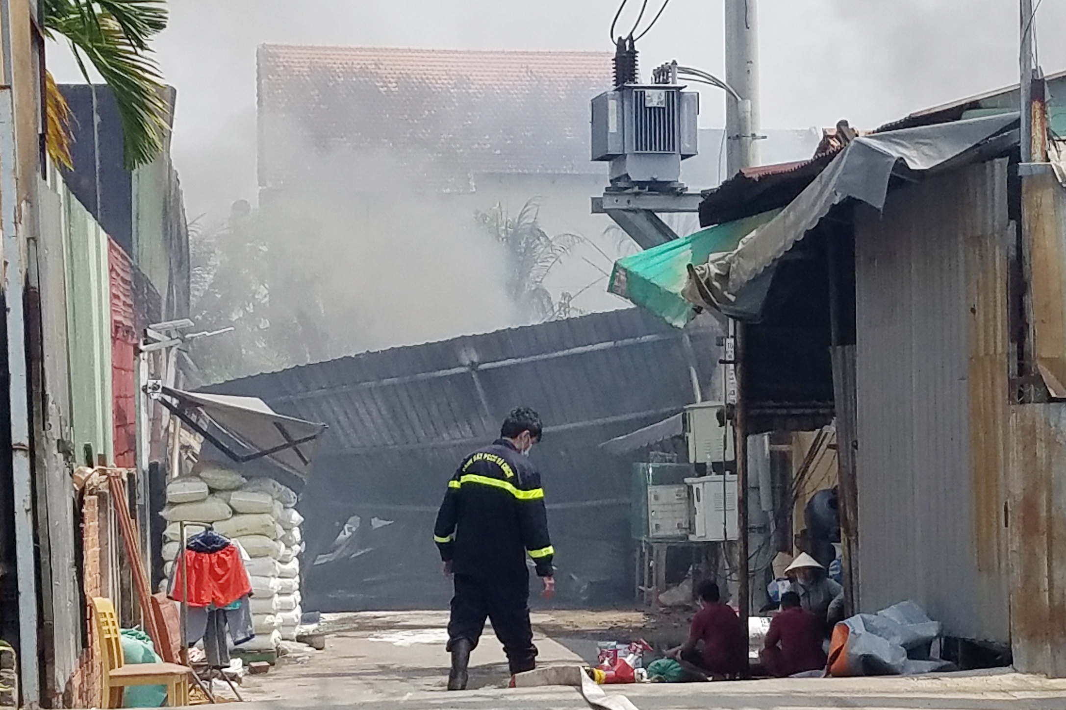 chay nha o Hoc Mon anh 1