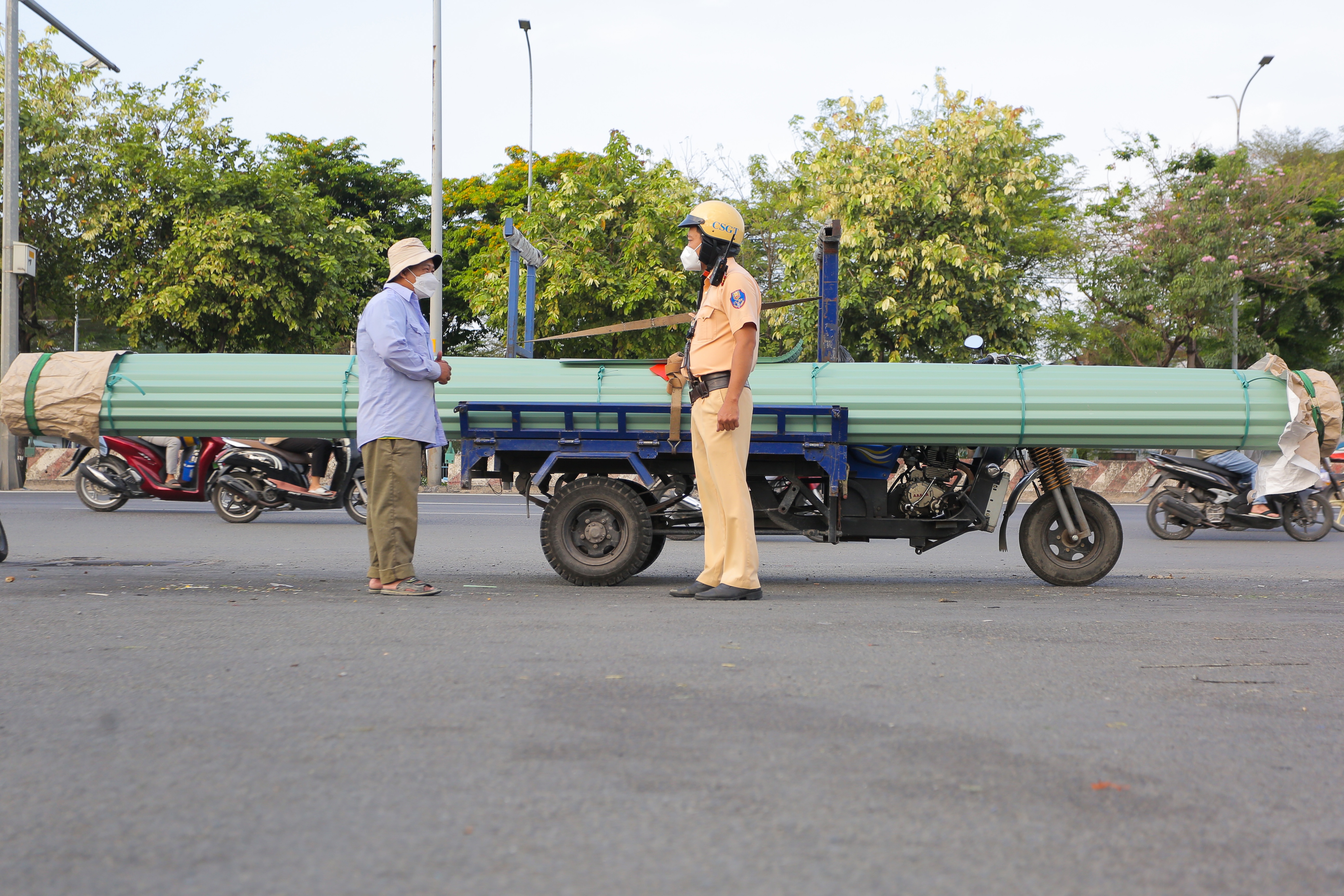 CSGT TP.HCM xu phat anh 6