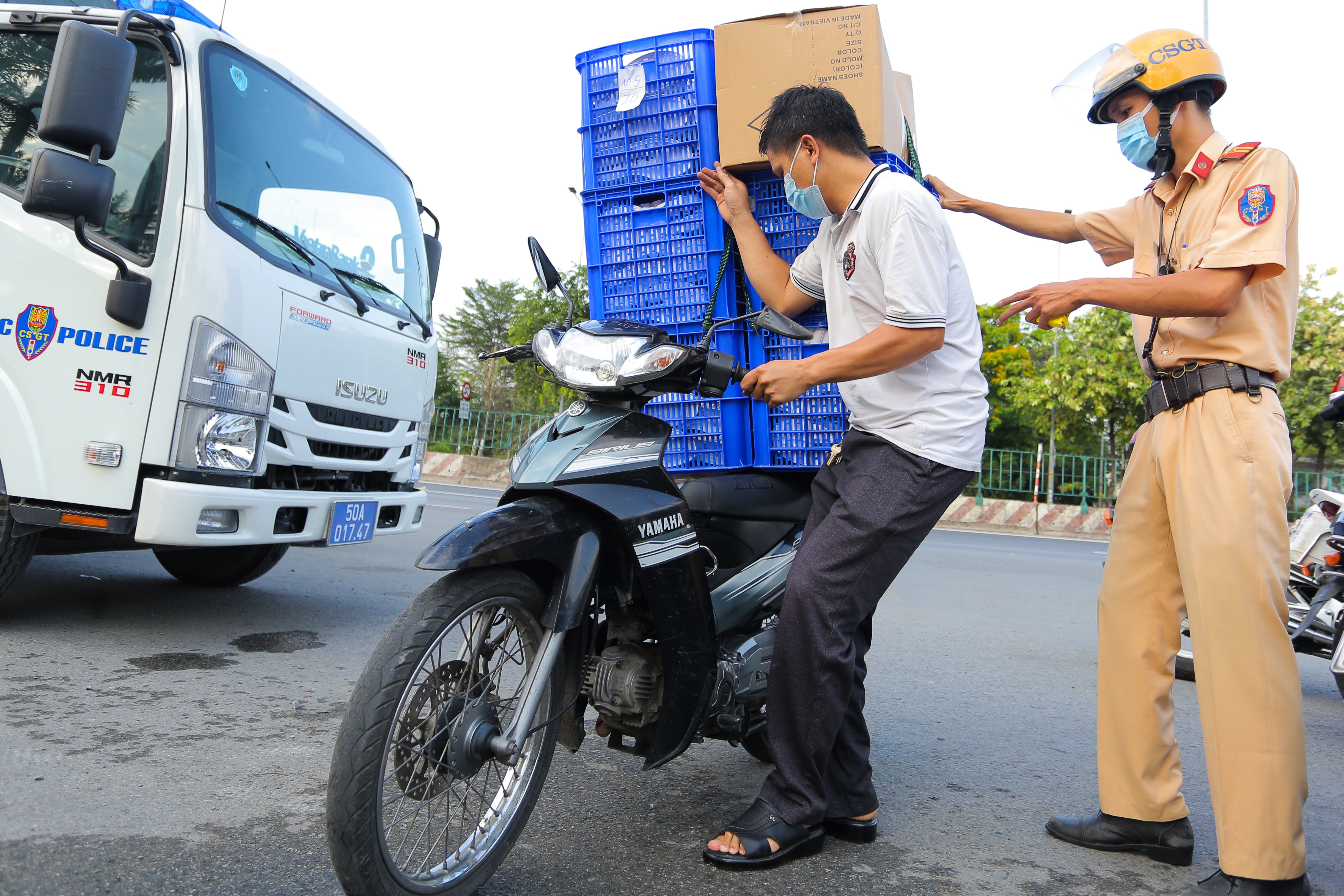 CSGT TP.HCM xu phat anh 8