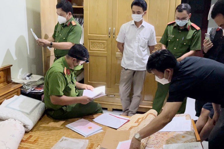 san xuat dau nhot gia anh 1